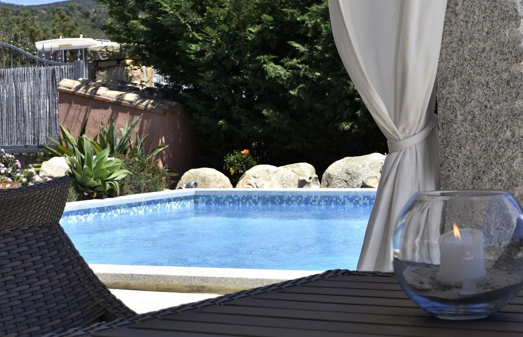Affittacamere B&B La Villa Dei Graniti Вилласимиус Экстерьер фото