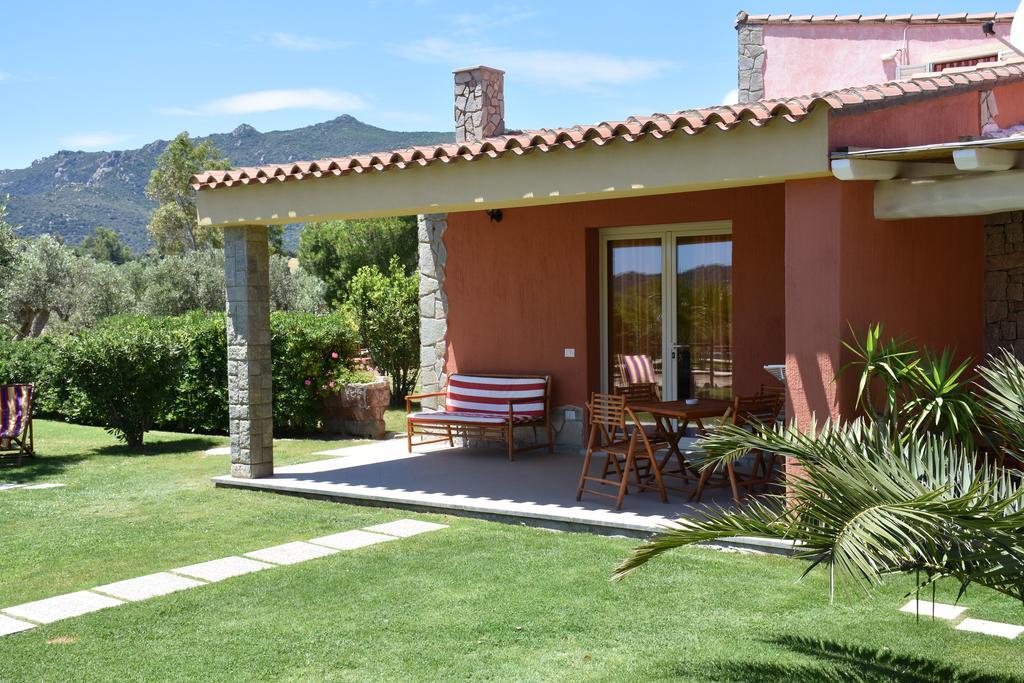 Affittacamere B&B La Villa Dei Graniti Вилласимиус Экстерьер фото