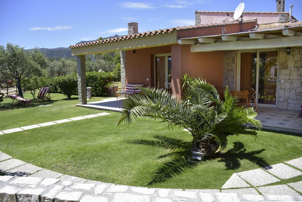 Affittacamere B&B La Villa Dei Graniti Вилласимиус Экстерьер фото
